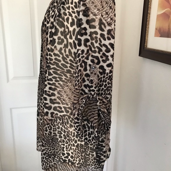 Animal Print Tunic - Picture 6 of 7